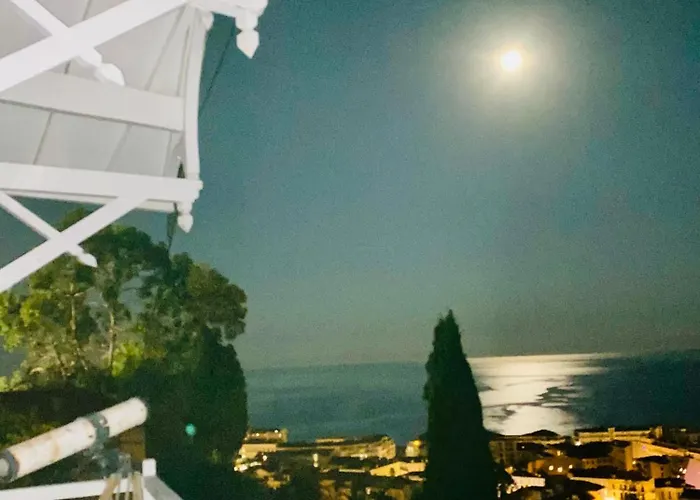 Bellevue Βίλα Μεντόν